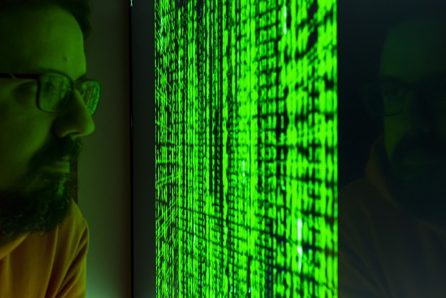 oformlenie-po-tk-rf-belaya-zarplata-i-vozmozhnost-rosta-my-ishem-sistemnogo-administratora